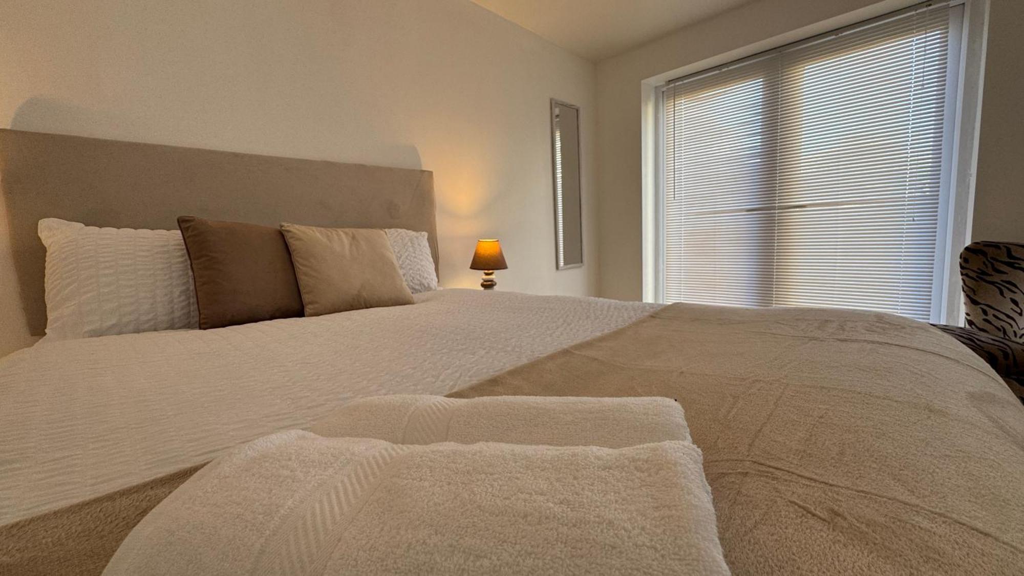 Little Luxe Shared House Ξενοδοχείο Μπρίστολ Εξωτερικό φωτογραφία